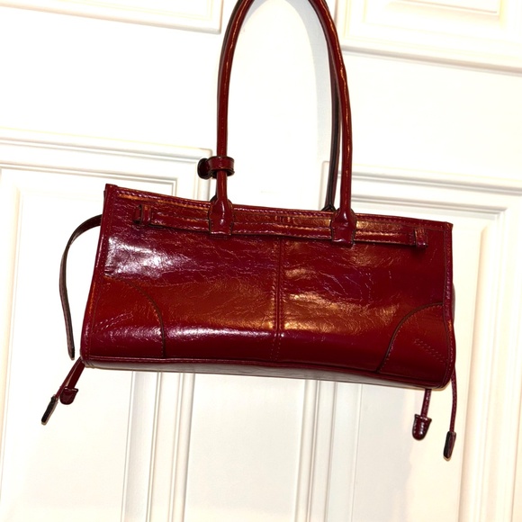 Prada BONNIE Burgundy Glossy Oil Wax Leather Medium - Picture 2 of 15